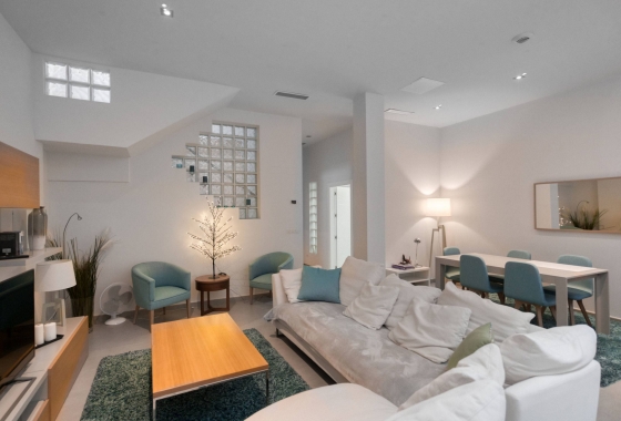 Resale - Villa - Torrevieja - Aguas Nuevas 2