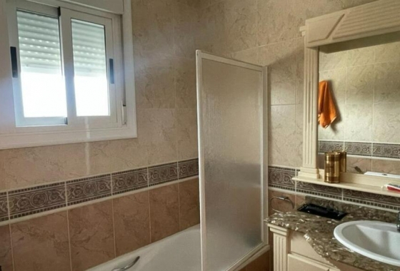 Resale - Villa - Daya Vieja - Costa Blanca