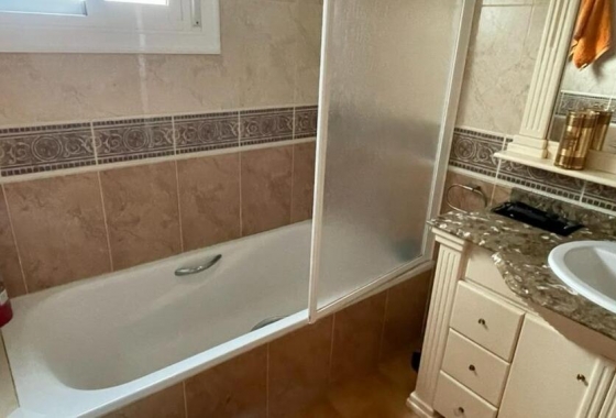 Resale - Villa - Daya Vieja - Costa Blanca