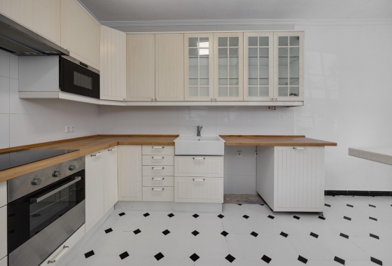 Resale - Townhouse - Torrevieja - La Siesta - El Salado - Torreta