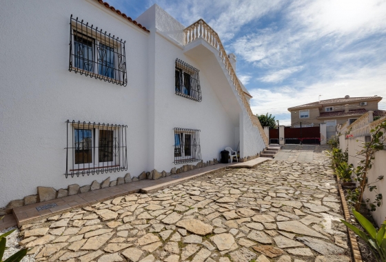 Resale - Townhouse - Torrevieja - La Siesta - El Salado - Torreta