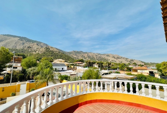 Resale - Villa - Orihuela - Urb. Montepinar