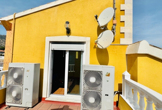 Resale - Villa - Orihuela - Urb. Montepinar