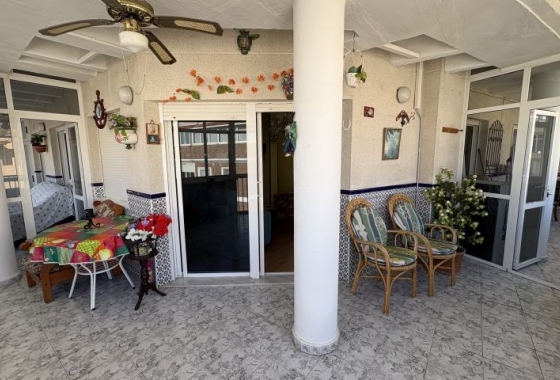Resale - Apartment / flat - Torrevieja - Costa Blanca
