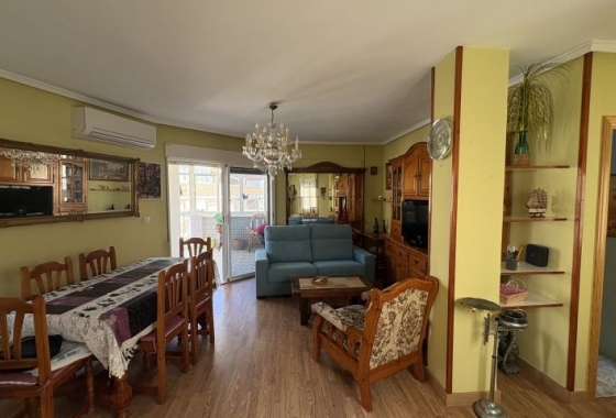 Resale - Apartment / flat - Torrevieja - Costa Blanca
