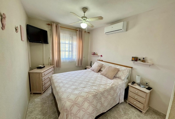 Resale - Villa - Torrevieja - Costa Blanca