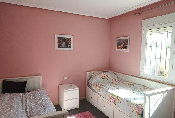 Resale - Villa - La Romana - Inland