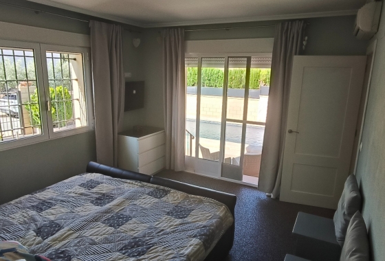 Resale - Villa - La Romana - Inland