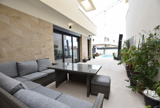 Wiederverkauf - Villa - Los Montesinos - Costa Blanca