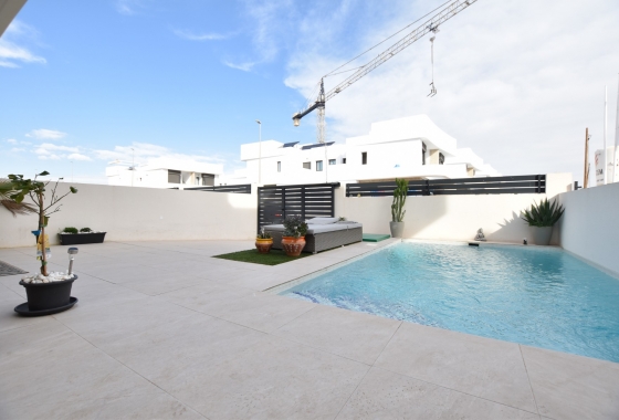 Wiederverkauf - Villa - Los Montesinos - Costa Blanca