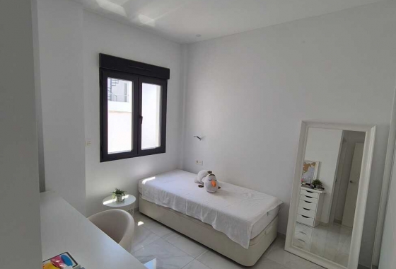 Resale - Villa - Bigastro - Costa Blanca