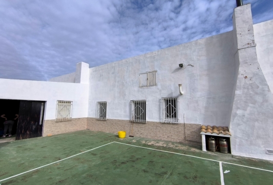 Resale - Villa - Villena - Inland