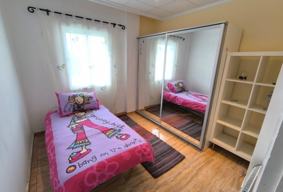 Resale - Villa - Villena - Inland