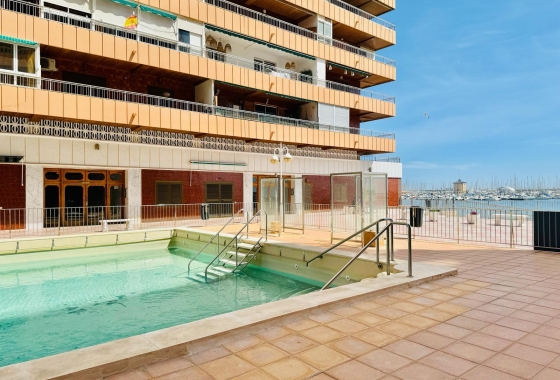 Resale - Apartment / flat - Torrevieja - Costa Blanca