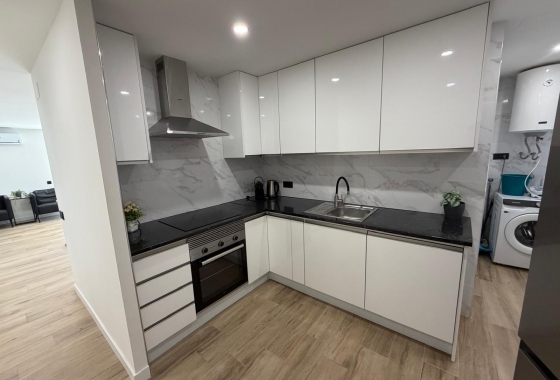 Resale - Apartment / flat - Torrevieja - Costa Blanca