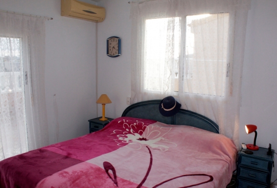 Resale - Villa - Torre de la Horadada - Costa Blanca