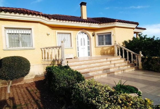 Resale - Villa - Orihuela - LOS DESEMPARADOS