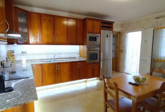 Resale - Villa - Orihuela - LOS DESEMPARADOS