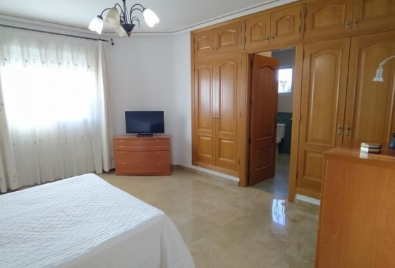 Resale - Villa - Orihuela - LOS DESEMPARADOS