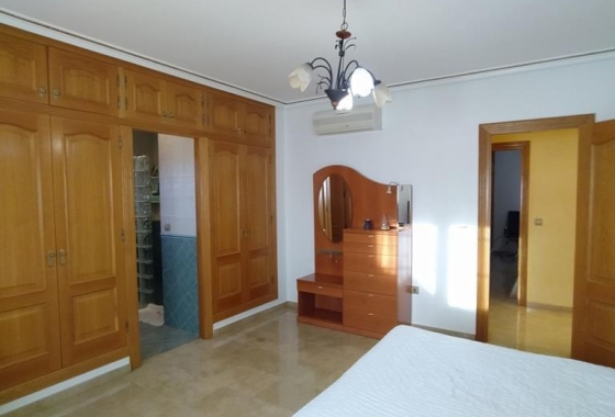 Resale - Villa - Orihuela - LOS DESEMPARADOS