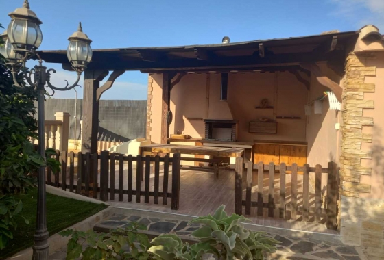 Resale - Villa - Orihuela - LOS DESEMPARADOS