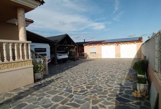 Resale - Villa - Orihuela - LOS DESEMPARADOS