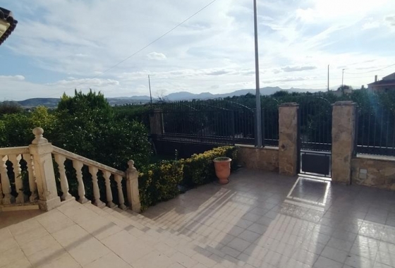 Resale - Villa - Orihuela - LOS DESEMPARADOS