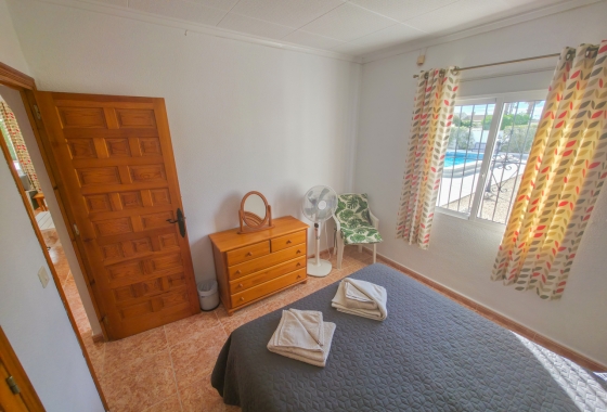 Resale - Villa - Torrevieja - Costa Blanca