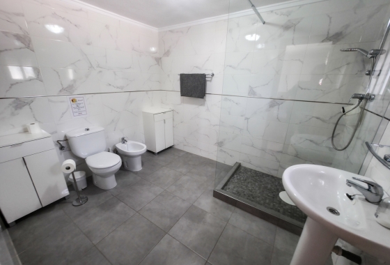 Resale - Villa - Torrevieja - Costa Blanca