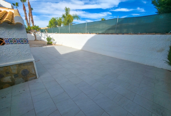 Resale - Villa - Torrevieja - Costa Blanca