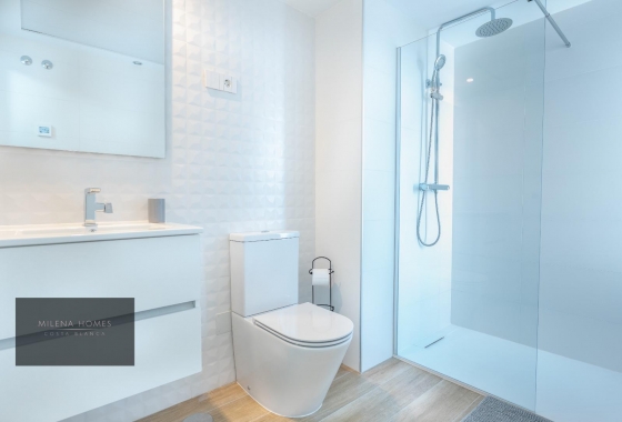 Resale - Apartment / flat - Torrevieja - Punta Prima