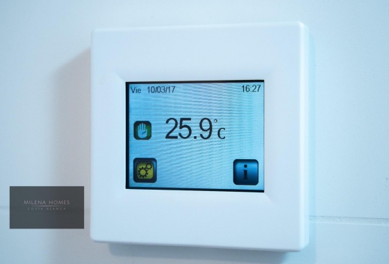 Resale - Apartment / flat - Torrevieja - Punta Prima