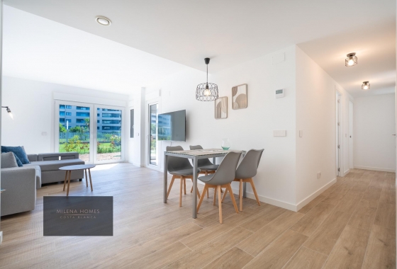 Resale - Apartment / flat - Torrevieja - Punta Prima