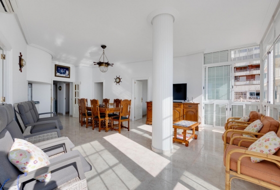 Resale - Apartment / flat - Torrevieja - Costa Blanca