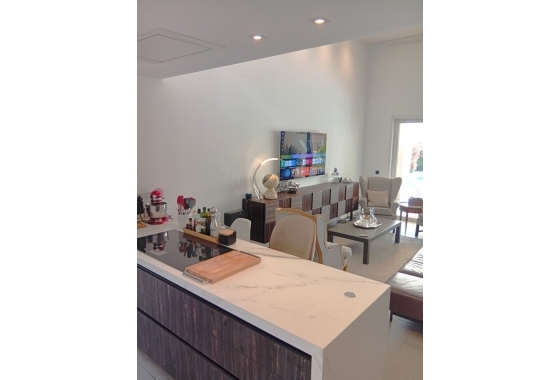 Resale - Villa - La Finca Golf - Inland