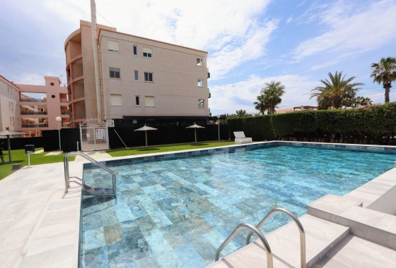 Resale - Apartment / flat - Torrevieja - Costa Blanca