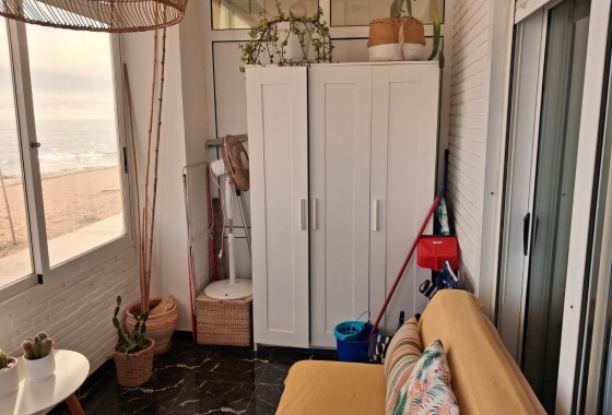 Resale - Apartment / flat - La Mata