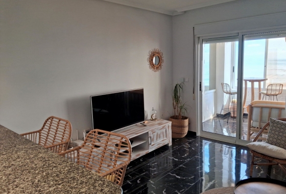 Resale - Apartment / flat - La Mata