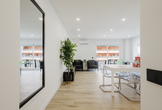 Återförsäljning - Lägenhet / lägenhet - Torrevieja - Playa del Acequión