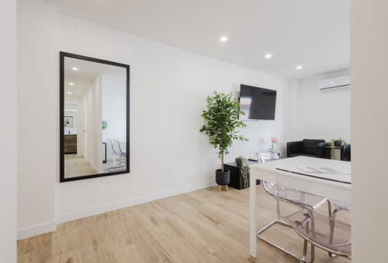 Återförsäljning - Lägenhet / lägenhet - Torrevieja - Playa del Acequión