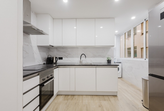 Återförsäljning - Lägenhet / lägenhet - Torrevieja - Playa del Acequión