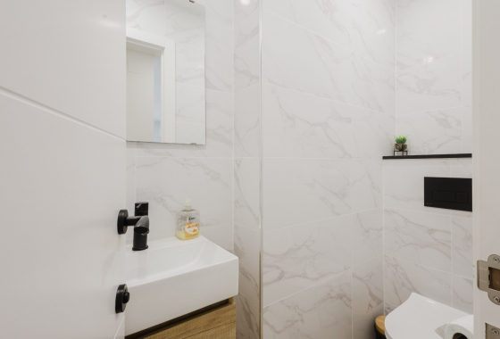 Återförsäljning - Lägenhet / lägenhet - Torrevieja - Playa del Acequión