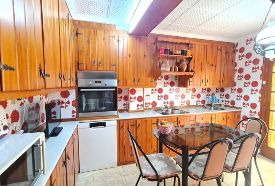 Återförsäljning - Radhus - Elda - Inland