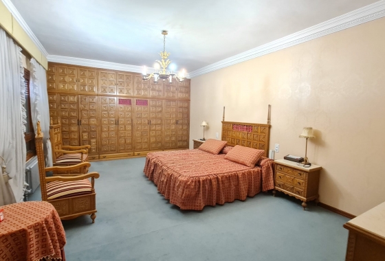 Återförsäljning - Radhus - Elda - Inland