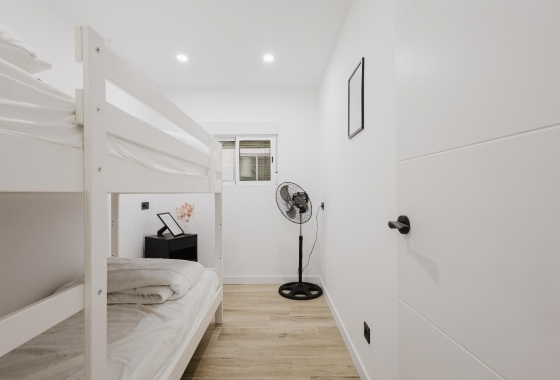 Återförsäljning - Lägenhet / lägenhet - Torrevieja - Costa Blanca