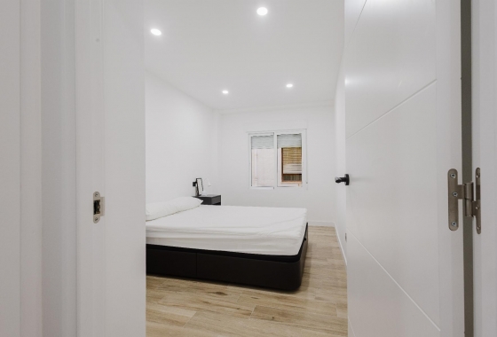 Återförsäljning - Lägenhet / lägenhet - Torrevieja - Costa Blanca