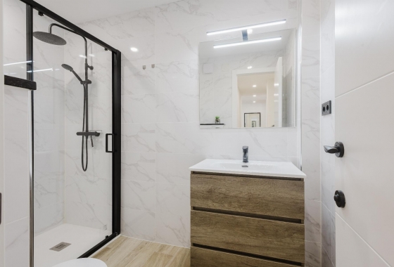 Återförsäljning - Lägenhet / lägenhet - Torrevieja - Costa Blanca