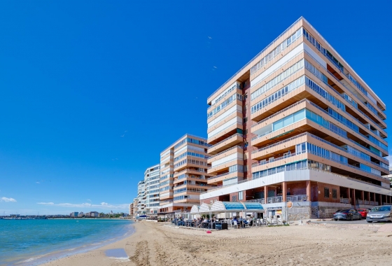 Återförsäljning - Lägenhet / lägenhet - Torrevieja - Costa Blanca