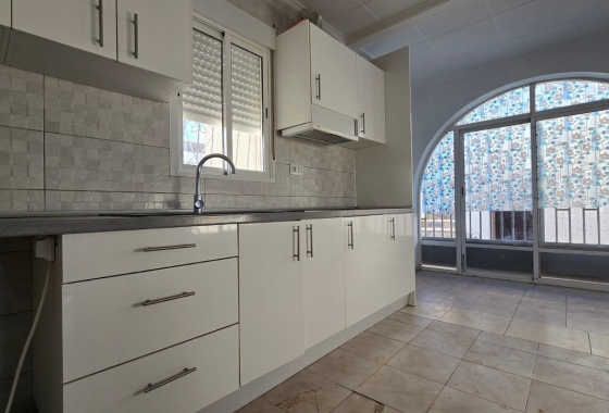 Resale - Villa - Torrevieja - Costa Blanca