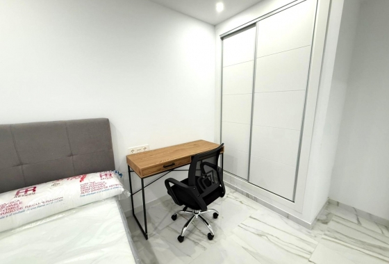 Återförsäljning - Lägenhet / lägenhet - Torrevieja - PARQUE DE LAS NACIONES